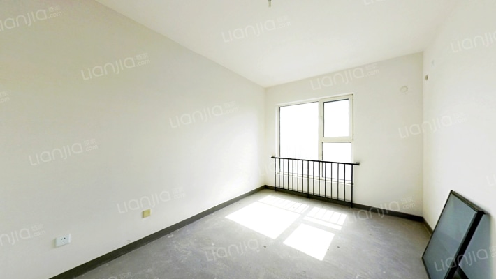 靠谱出售~~K2狮子城南向二居室-卧室B