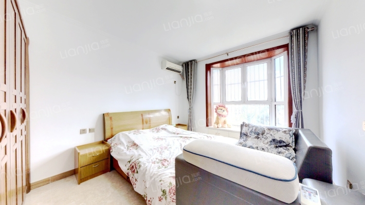 燕赵花园 4室2厅 南 北-卧室C