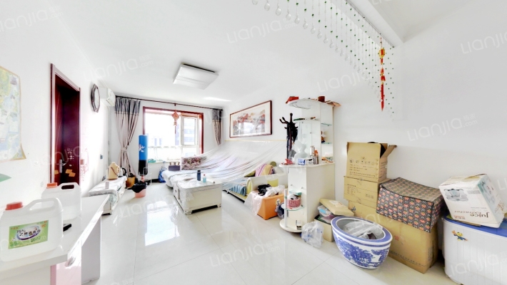 天保郦景配套 西丁和双塔，适合家庭式居住，户型方正.-客厅