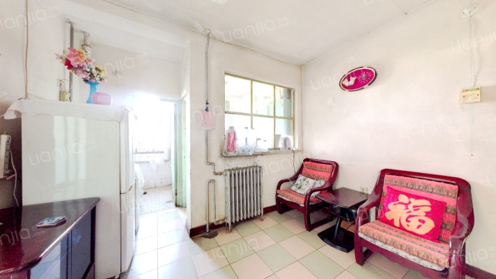 凌云家属院 2室1厅 南 北-客厅