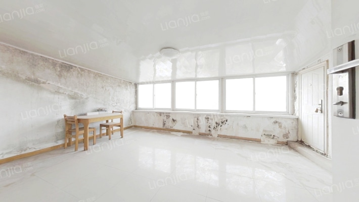 钻石广场商圈 平安小区 跃层精装修花了70多万-多功能间