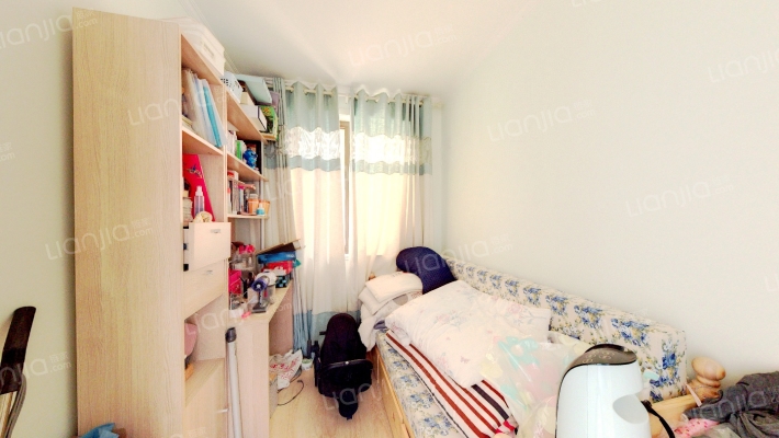 带车位带地下室 全南三居室带装修-卧室B