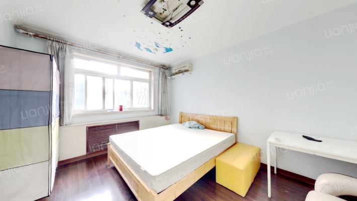 范阳路沿线 二层南北通透双卫三居 集中供暖-卧室C