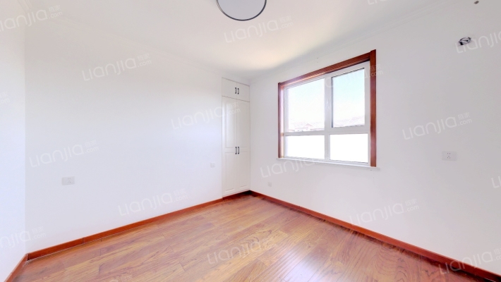 鹏渤印象城牛津花园 3室1厅 南 北-卧室B