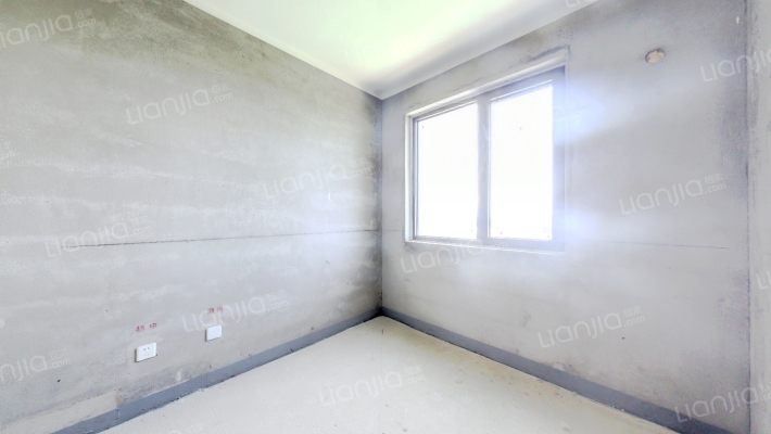 天伦湾嘉园南北通透三居，毛坯随意装修，业主急售-卧室C