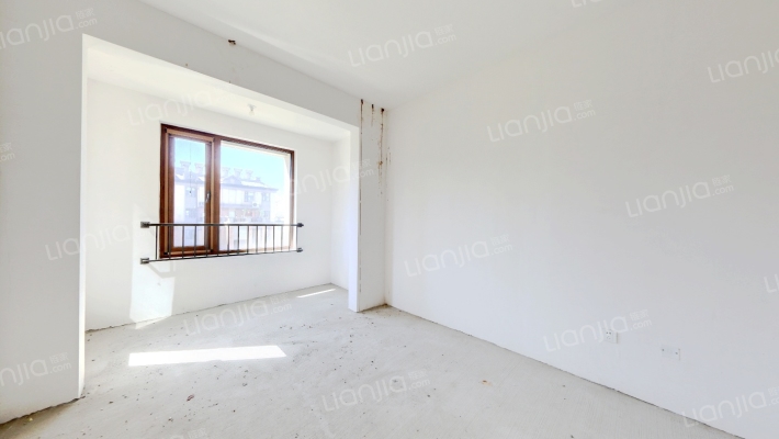 鸿坤理想尔湾 4室2厅 南 北-卧室A