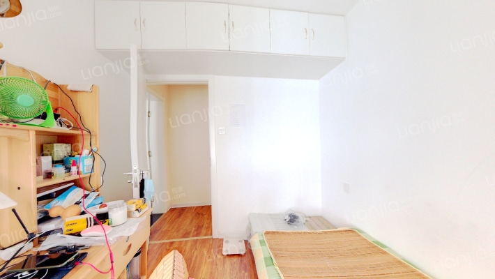 松林店商圈 二中旁 集中供暖 电梯房-卧室B