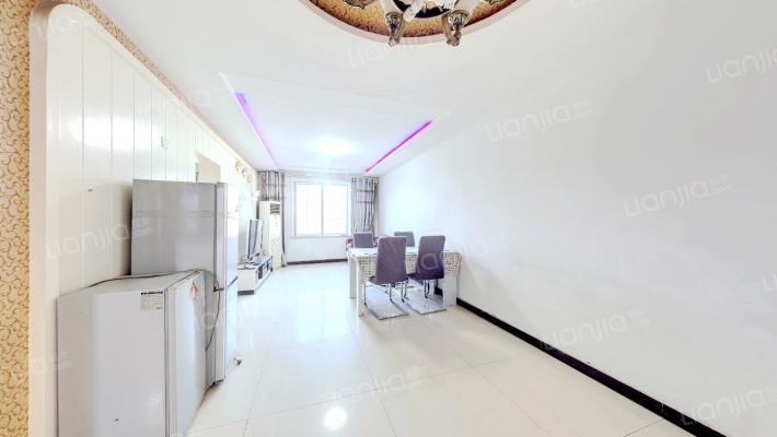 此房房本满五 属于开发区户口 离双语近，离惠友钻石近-客厅