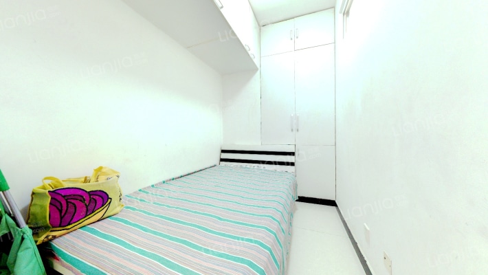 惠友旺角 3室1厅 南-卧室C