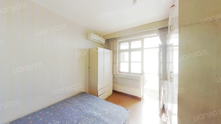 房板楼，范阳路旁，公摊面积小， 免费停车位多，-卧室A