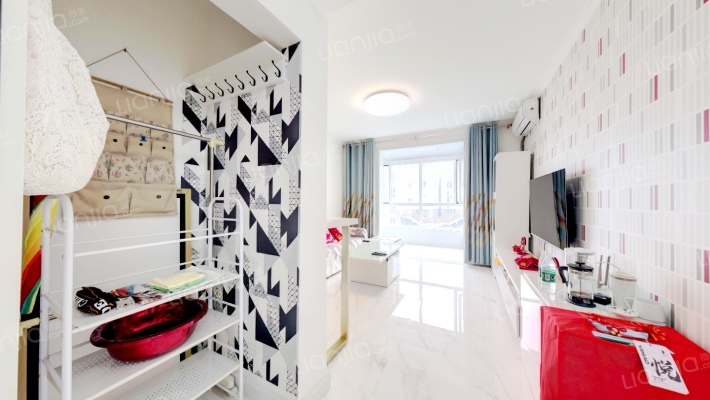 天地新城 精装婚房 大2居 南北通透 一梯两户 高楼观景-客厅