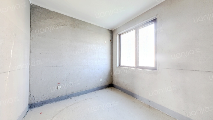 南北通透三居室，毛坯房源随意装修！-卧室C