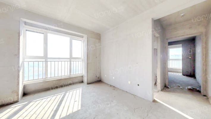 万悦城，毛坯房，东南北户型，明厨明卫，九月满二，-客厅