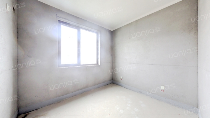 出售天伦湾小区，环境优美，落地窗三居室。-卧室B