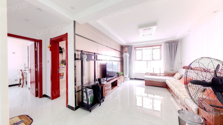 精装两居室，出行购物方便，‘’-客厅