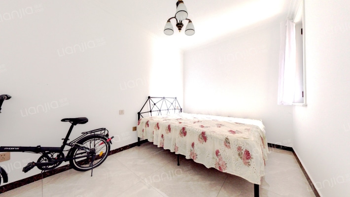 鸿坤全阳三居室   精装修   中高层   满二年-卧室A