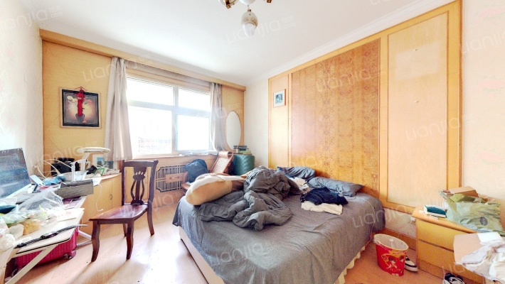 开发区槐林新村三阳开泰带地下室房本满五税费低-卧室A