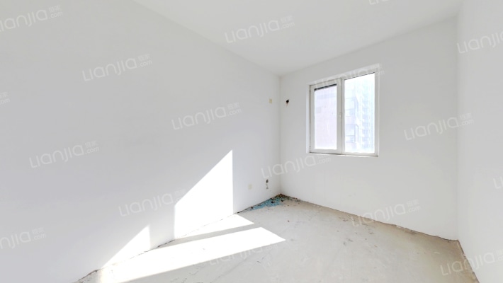 钻石商圈洋房毛坯房好楼层出售。-卧室C