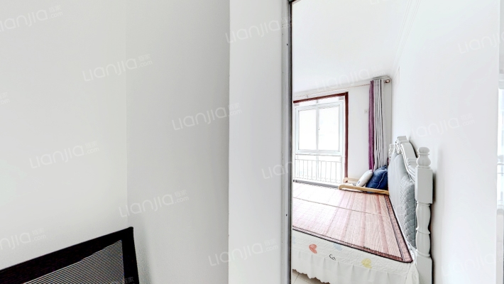 精装修南北通透好格局 视野开阔，集中供暖-卧室B