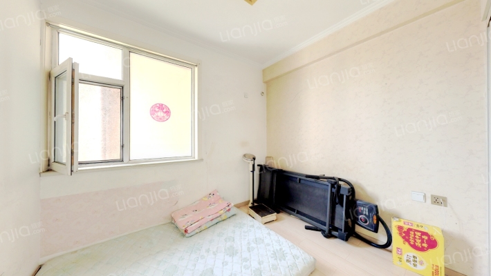 金阳瑞景 2室1厅 南-卧室A