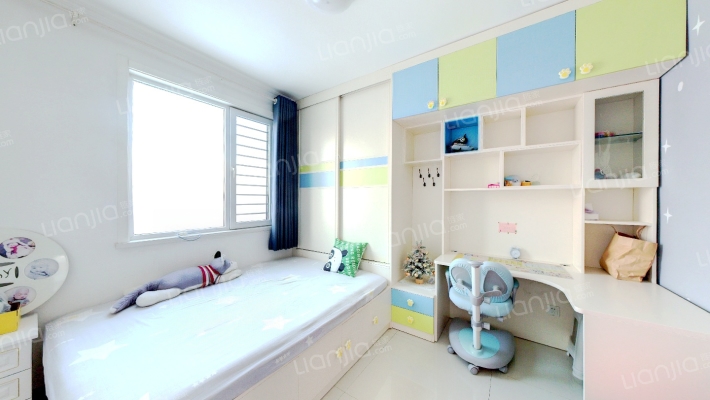 诚意出售 精装两居 南北通透 好楼层-卧室A