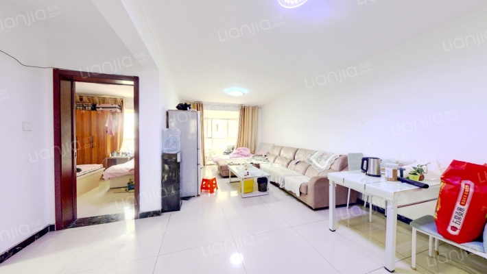 南北通透三居室 有房本 高楼层 视野宽阔 采光充足-客厅