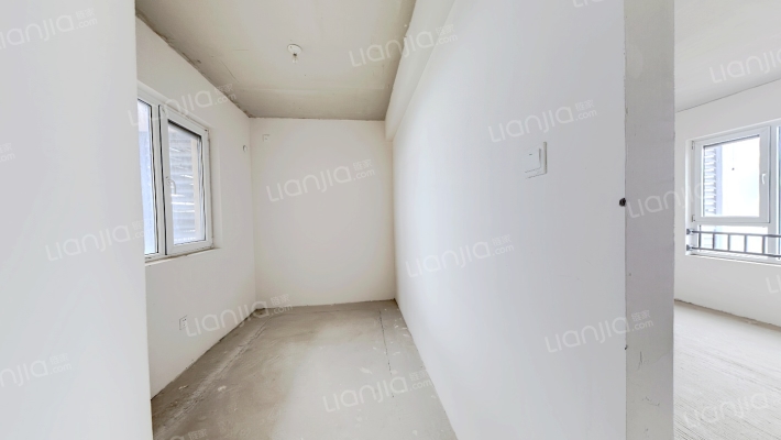 南北通透全明格局，采光好无遮挡，带车位-卧室C