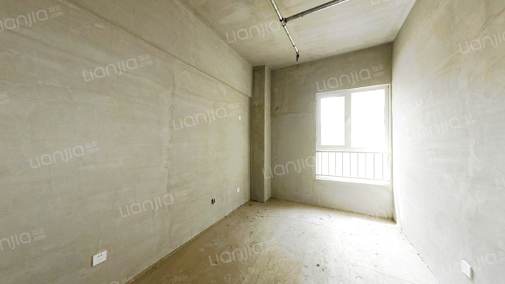 名流美域 三面朝南 房本满二 产权清晰  随时过户-卧室B