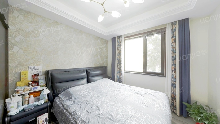 满二 随时看 自住装修 南北双露台-卧室A