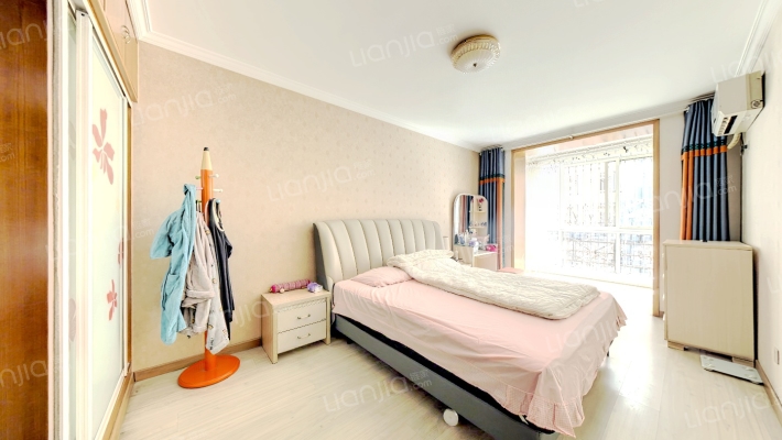 房子格局方正   采光全天    交通便利-卧室C