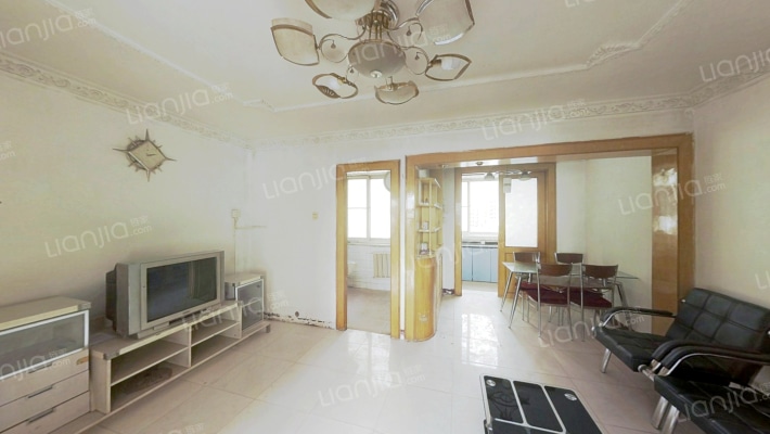 房本满二税费低 朝南两 居室 温馨小屋 小区停车方便-客厅