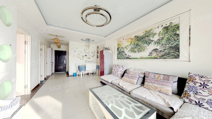 德信公园旁，翡翠城好楼层南向两居-客厅