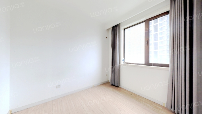 业主诚心出售，明厨明卫，独立餐厅。-卧室A