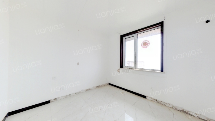 香邑溪谷顶层大三居，简装空房，看房方便-卧室A