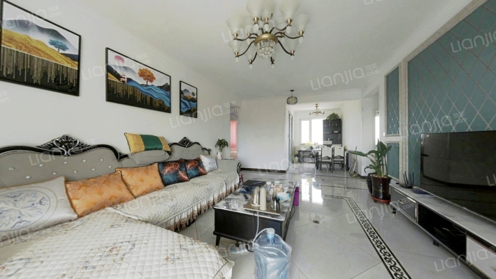 香邑溪谷 通透大3居 双明卫 精装带阁楼 实际面积+12平-客厅