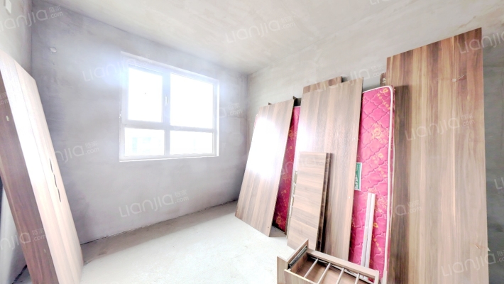 高楼层，采光好，户型好，视野好-卧室B