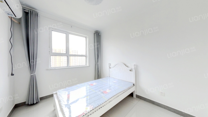 牛津花园南北通透三居室，可贷款，现房，毛坯-卧室A