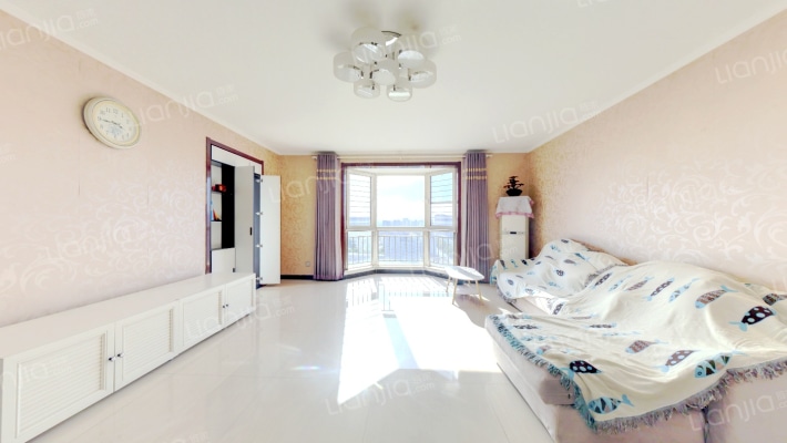 名流城市尊邸 3室2厅 南 北-客厅