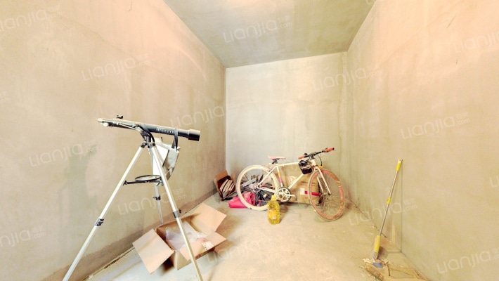 毛坯随意装修，中间楼层，房本满二。-卧室A