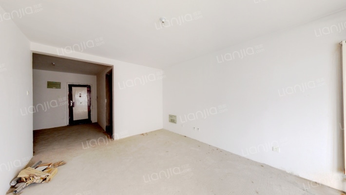 业主诚意出售，价钱好商量，户型方正采光好-客厅