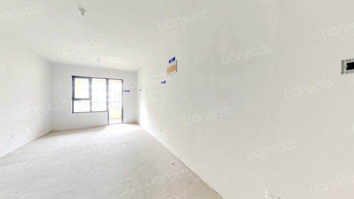 高新区 中冶未来城一期 89平小三居 南北通透集中供暖-客厅