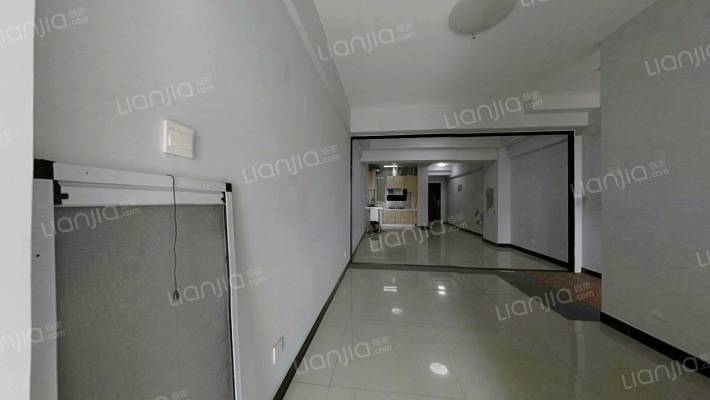 小区干净整洁，免费停车，距两大主路咫尺之遥-卧室B