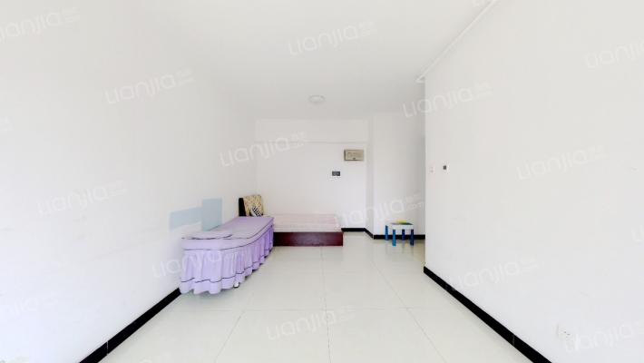 金竹花园 一居室  精装修 看房方便-客厅