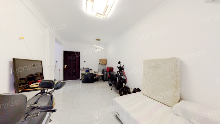 一期两居室，精装未住，房本满二-客厅