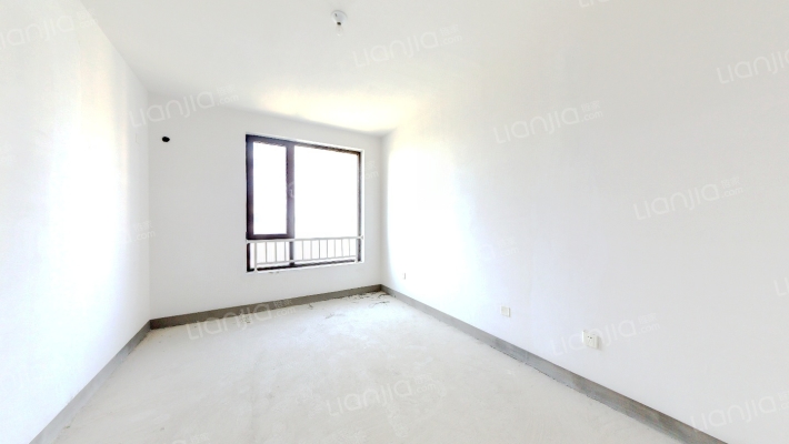 高铁东站，园林式住宅，房本满二房本在手-卧室B