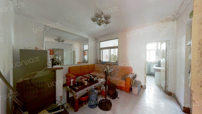 出售蓝天生活小区2楼55平米60万产证满五年-客厅