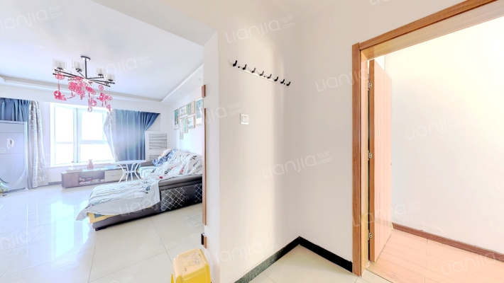 范阳路 南北通透大三居  高楼层  采光好-客厅