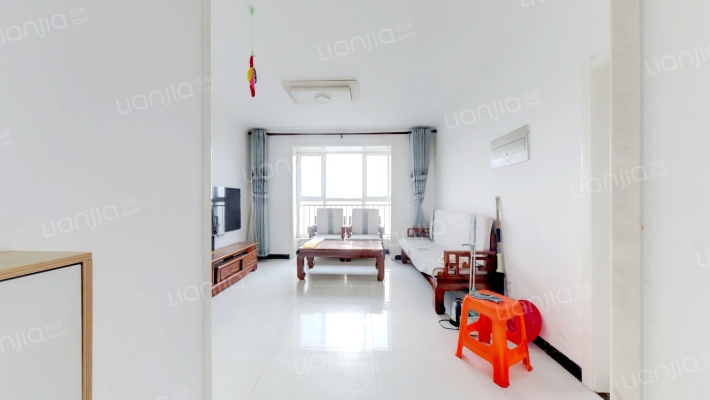 开发区全南两居精装修 交通方便-客厅