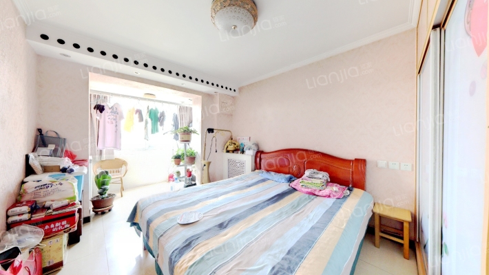 桃园户口，70年大产权，单位房，税费低，集中供暖。-卧室