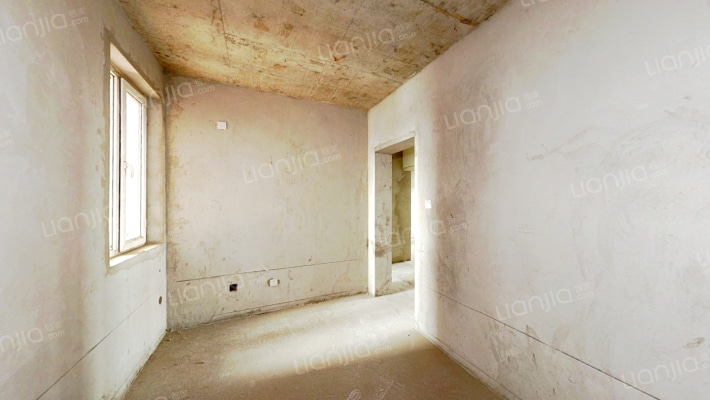 温莎假日别墅里的普通住宅，小区环境好，三居室-卧室C